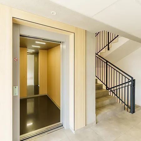 Sunset Vibes コウォブジェク